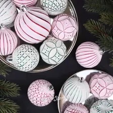 Набор пластиковых шаров Divine 6-8 см, 24 шт, белый с розовым (Winter Deco)